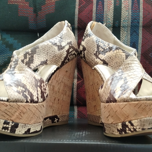PELLE MODA PLATFORMS NATURAL PYTHON - Picture 5 of 7